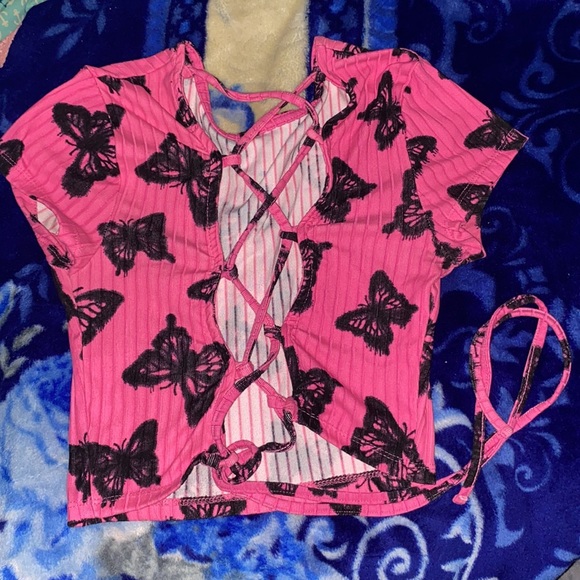 Pink with Black Butterflies! Size Medium! its from Hearts Collective! - Picture 2 of 3